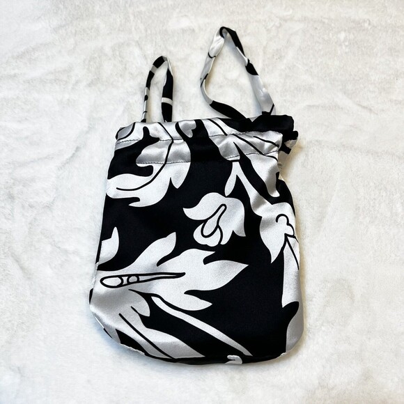 Elegant Black and White Prom Dress - Picture 16 of 16